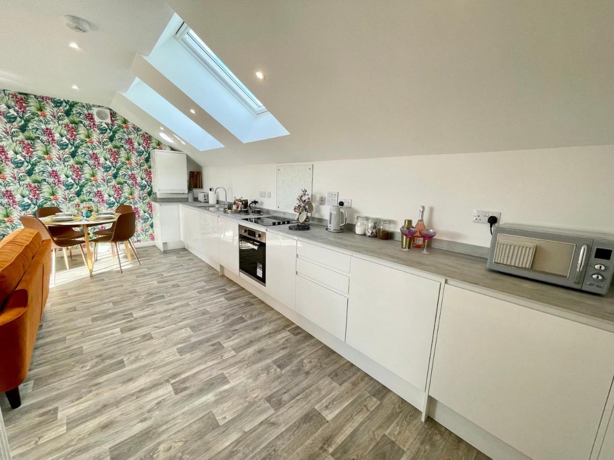 Minster Peek With Free Parking Apartment York Exterior photo